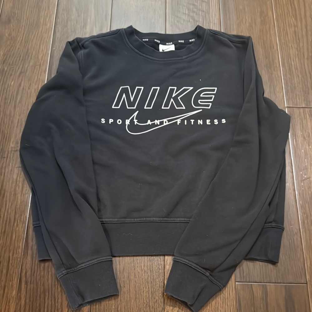 Nike black sweatshirt size small